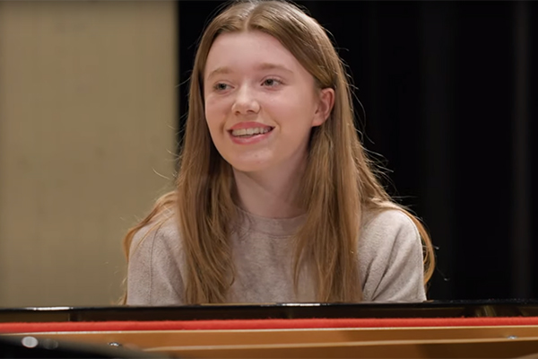 Participante à l'Université des jeux(nes) musiciens